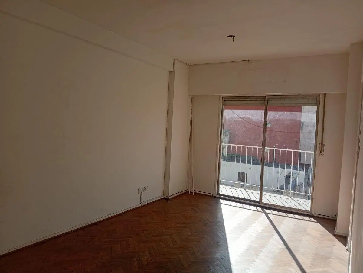 Gran oportunidad de compra, hermoso monoambiente con balcón. Vista panorámica 4