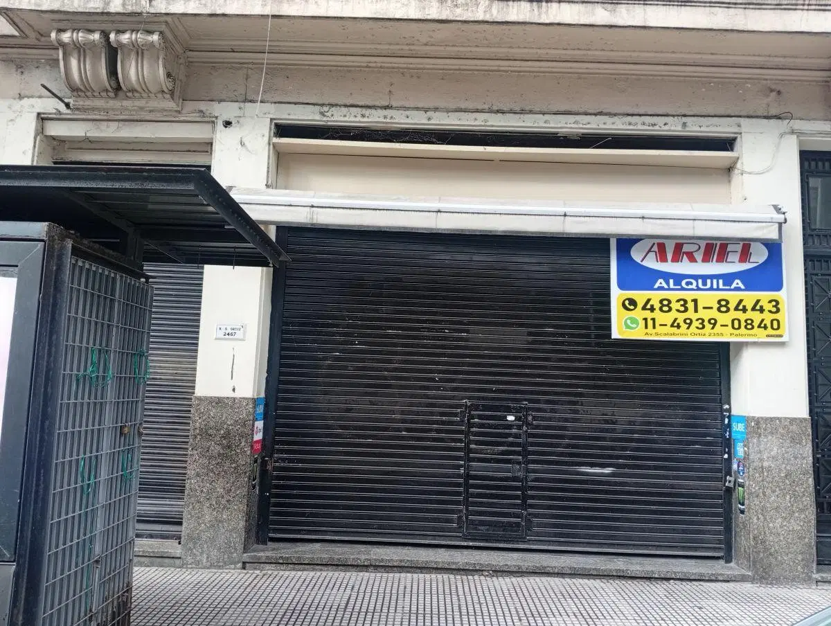 La mejor ubicación, a pasitos esquina Av Scalabrini Ortiz y Av Santa Fe 3