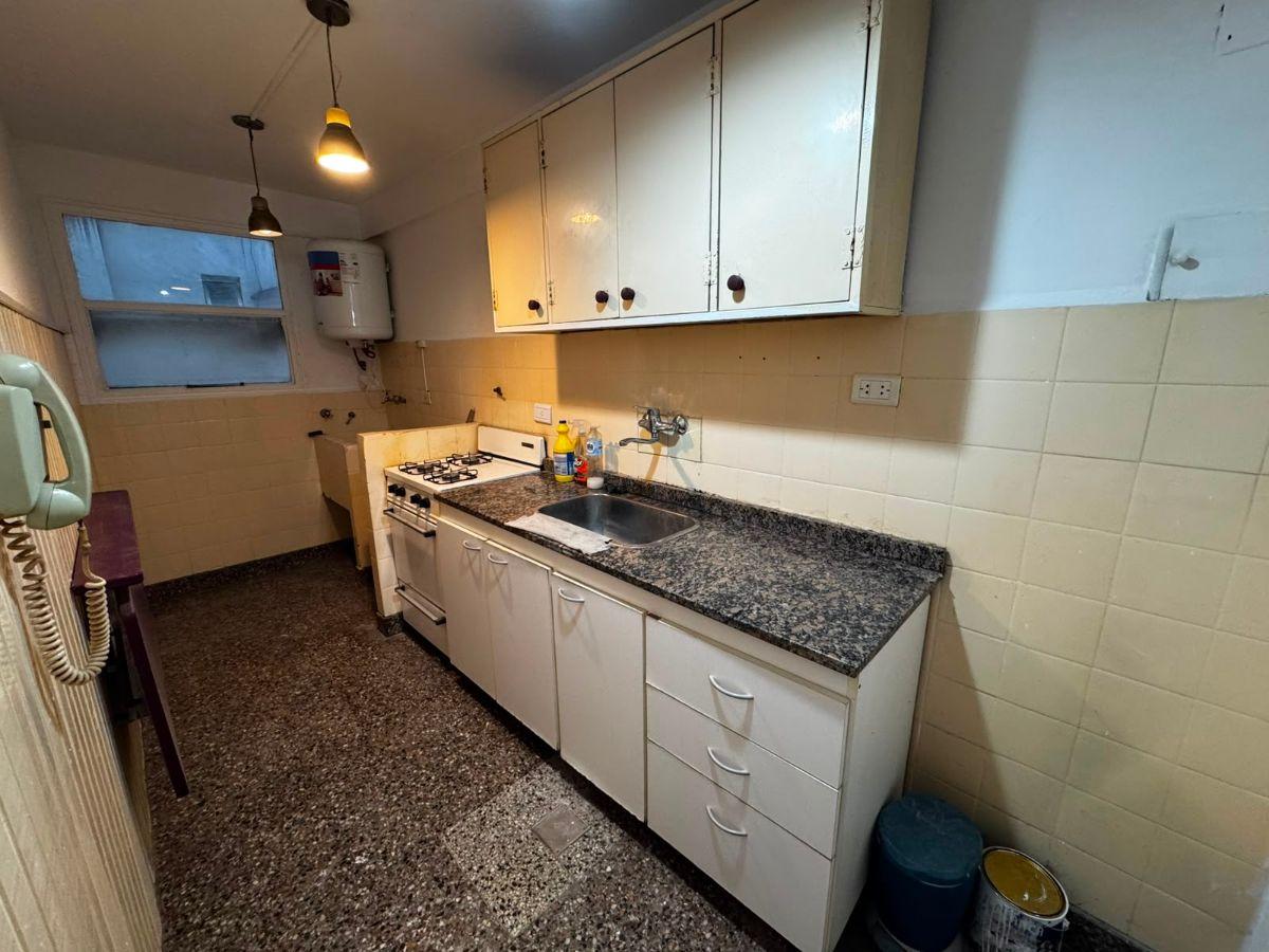 Foto de Excelente 2 ambientes al frente con balcón, todo sol !!!, imagen 4