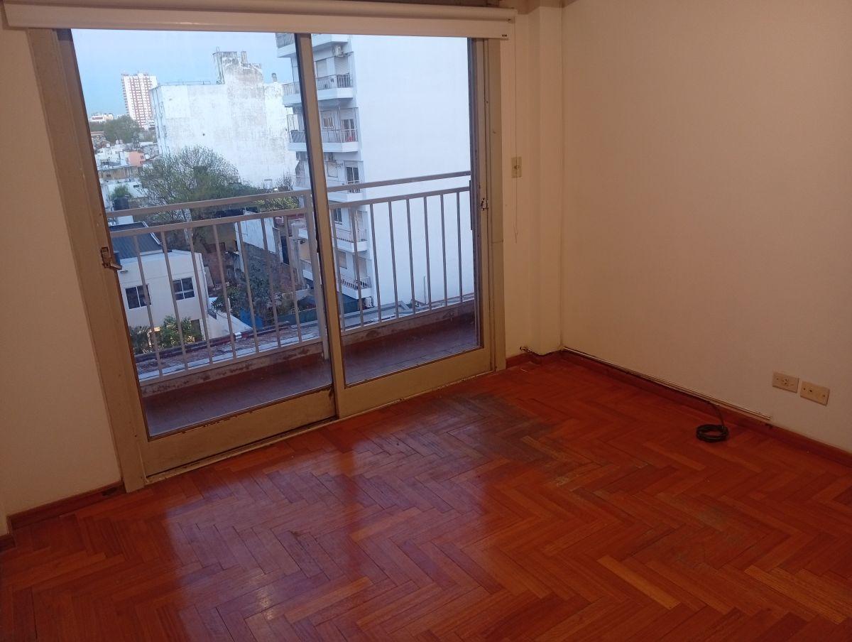 Foto de Muy lindo y super luminoso 2 ambientes an piso 4to . C/fte con balcón, imagen 1