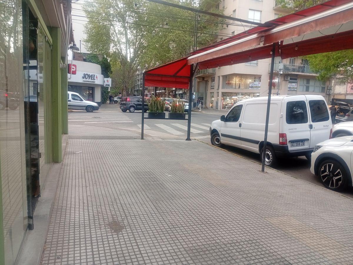 Foto de Única esquina en la mejor zona de Villa Del Parque . Apto todo destino, imagen 4