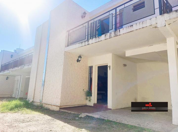 Dúplex de 90m2 en Exc. Ubicación con Servicios y Sin Expensas. 5