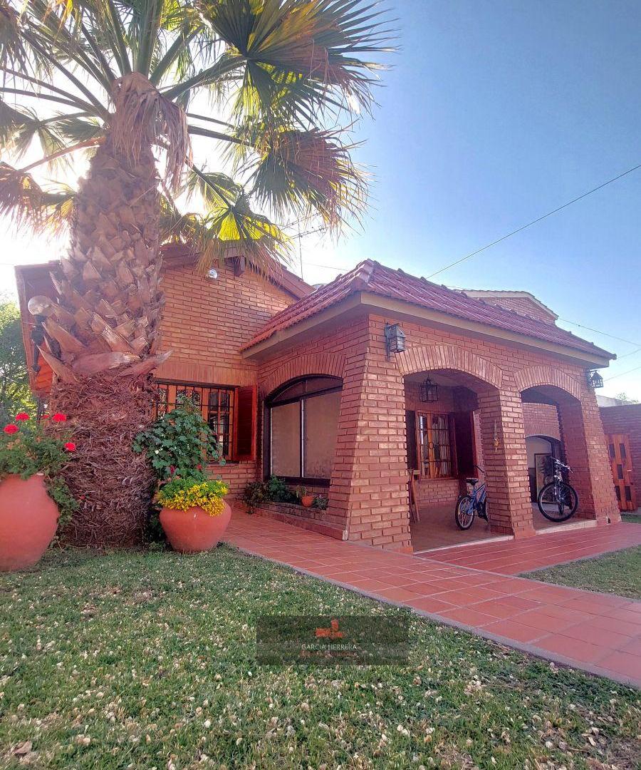 Foto de CASA IMPECABLE, 3 DORMITORIOS - Entorno Único a pasos del Río, del, imagen 1