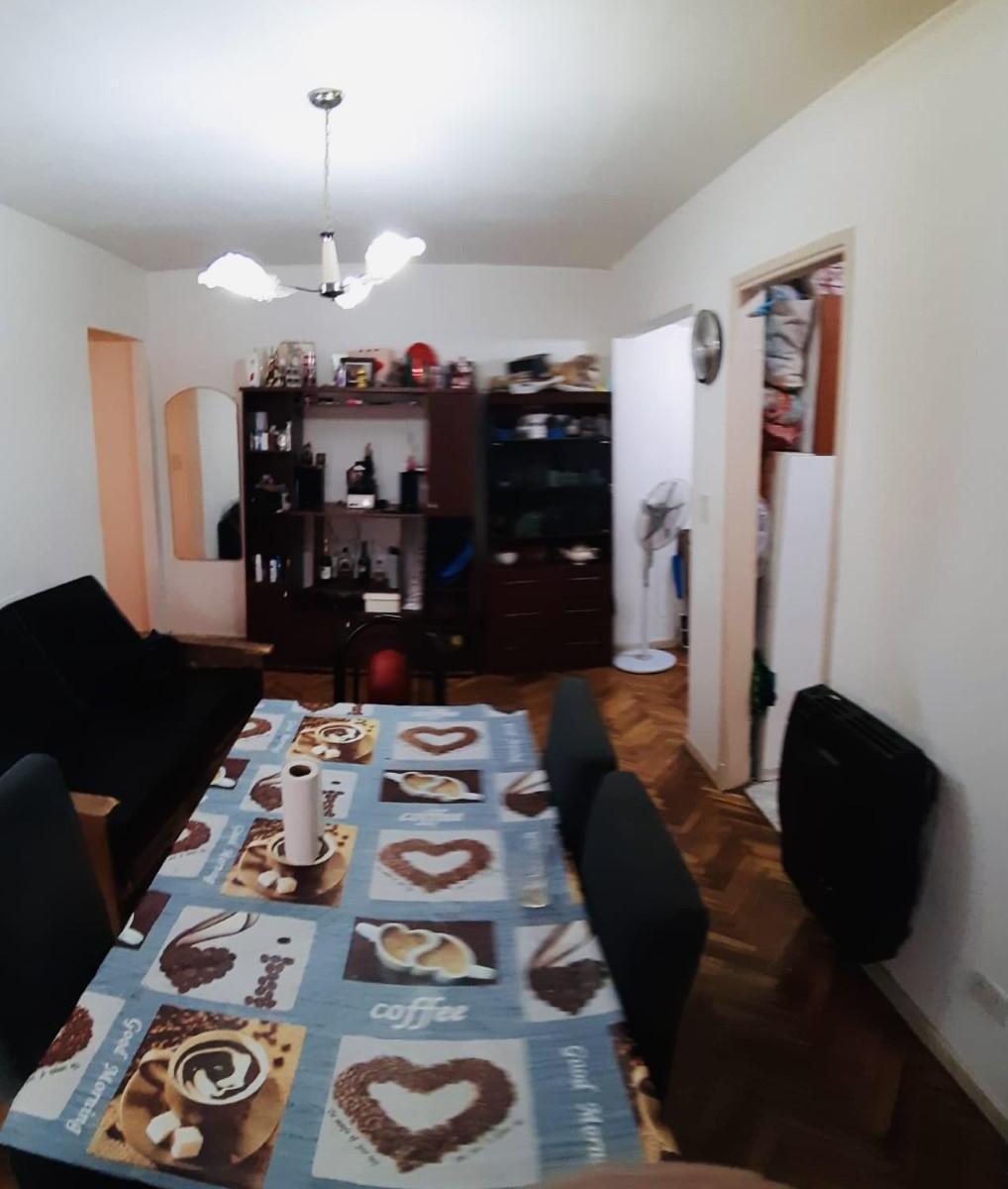 Foto de Departamento de 3 ambientes sobre la Avenida Martin Garcia, imagen 4