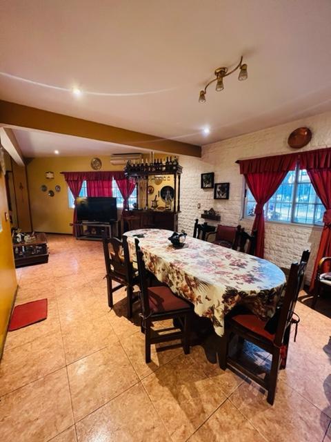 Excelente Casa Lote Propio en Ochava 3
