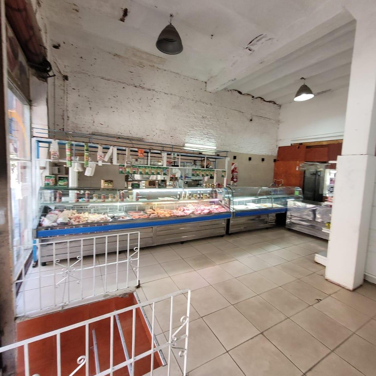 Foto de LOCAL CON VIVIENDA PARA RECICLAR, imagen 2
