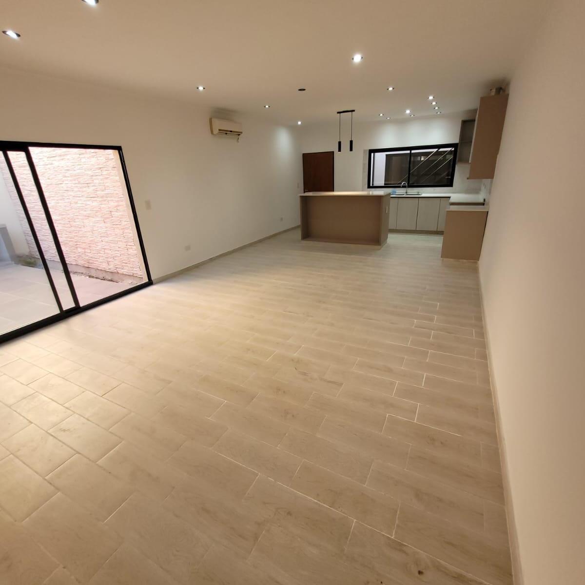 HERMOSA CASA SOBRE LOTE PROPIA EN EL BARRIO DE BARRACAS