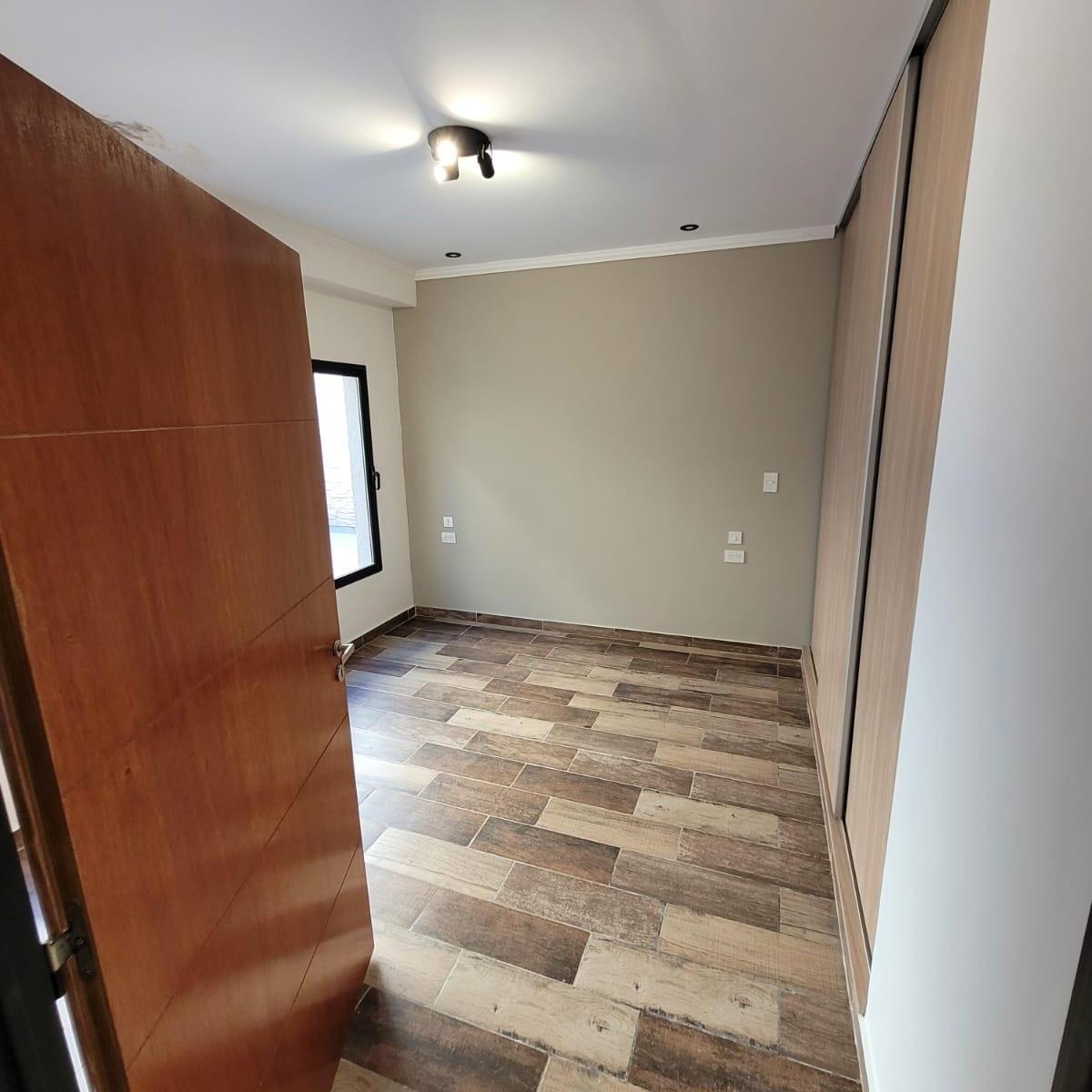 Hermosa Casa Sobre Lote Propia en El Barrio de Barracas 4