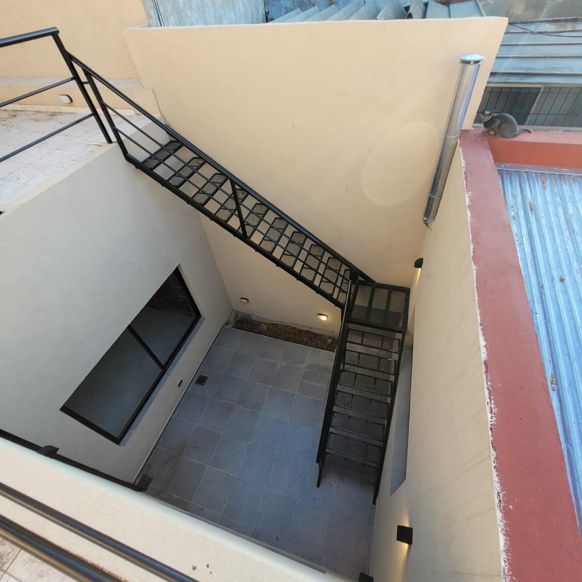 Hermosa Casa Sobre Lote Propia en El Barrio de Barracas 5