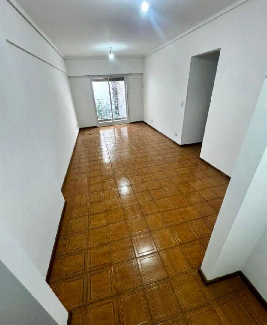 Foto de DEPARTAMENTO 4 AMBIENTES EN VENTA, imagen 2