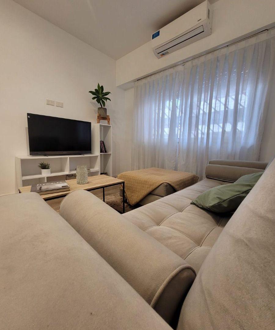 Foto de DEPARTAMENTO EN PLANTA BAJA TOTALMENTE RECICLADO A NUEVO, imagen 3