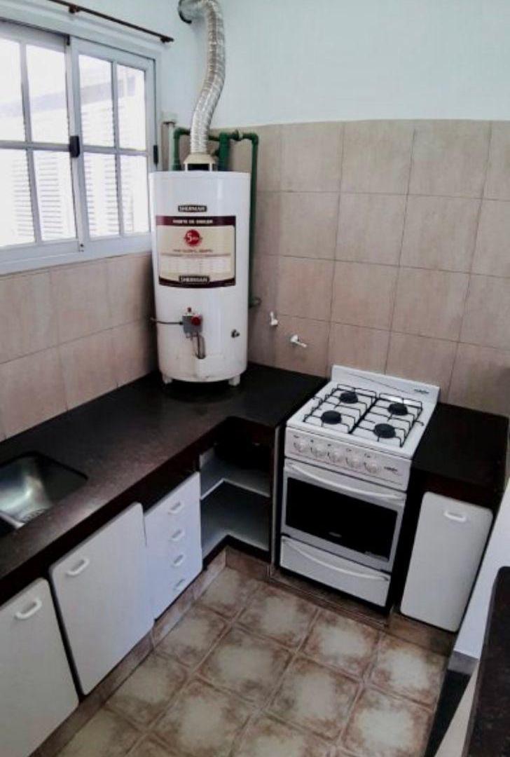 Foto de EXCELENTE UBICACION - DEPARTAMENTO TIPO CASA -2° PISO POR ESCALERA, imagen 5
