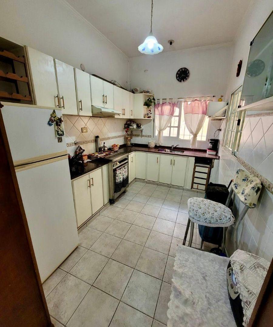 Foto de DEPARTAMENTO TIPO CASA - 5 AMBIENTES - BARRACAS, imagen 4