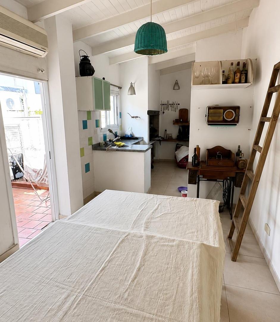 Foto de PH ÚNICO EN BARRACAS – 6 AMBIENTES, 4 DORMITORIOS, QUINCHO Y TERRAZA, imagen 3