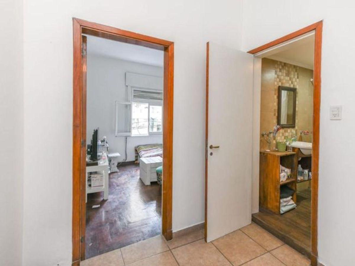 Foto de DEPARTAMENTO TIPO CASA - 2° PISO POR ESCALERA, imagen 3