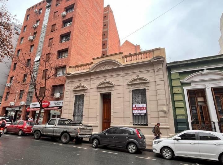 INDEPENDENCIA AL 400 LOCAL COMERCIAL  EN LA MEJOR ZONA DE NVA CORDOBA