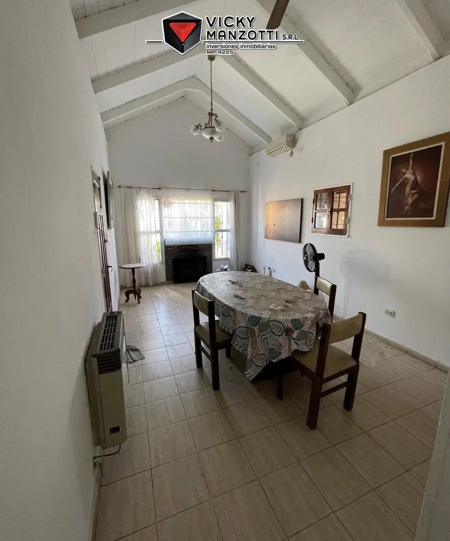 TU CASA IDEAL CON PILETA BARRIO SMATA II 4