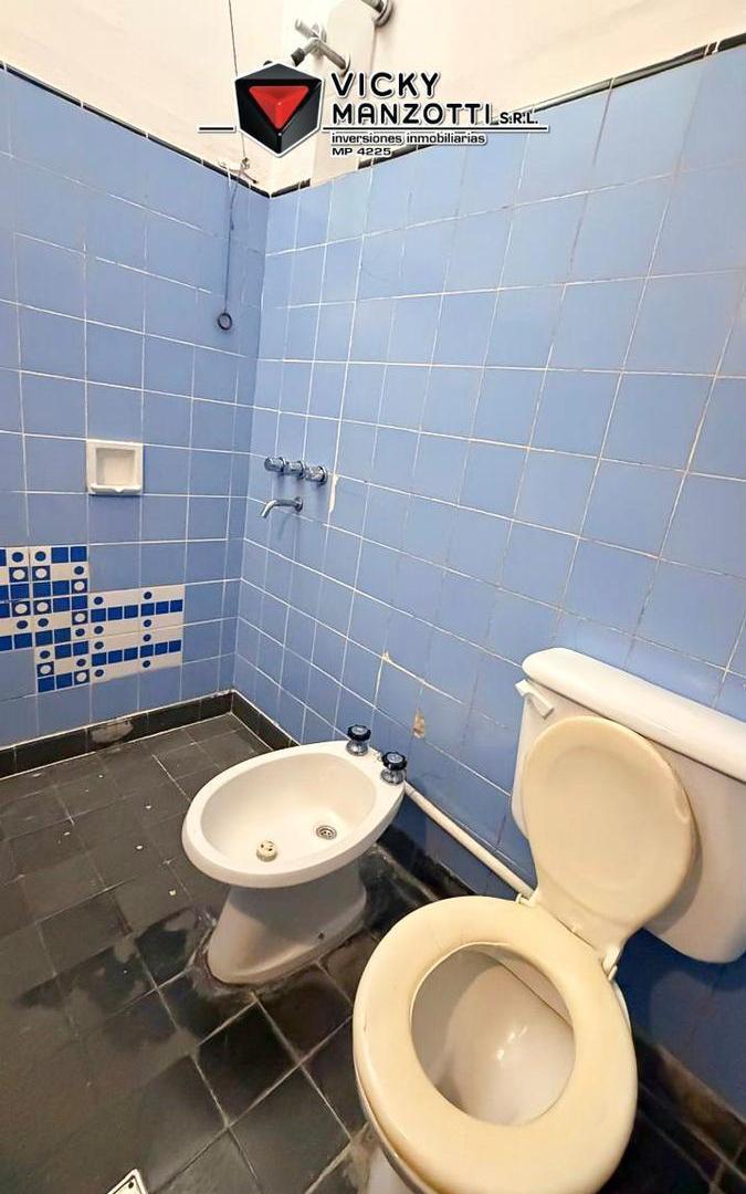 Foto de VENTA CASA 2 dor. con Patio - Barrio Dean Funes, imagen 3
