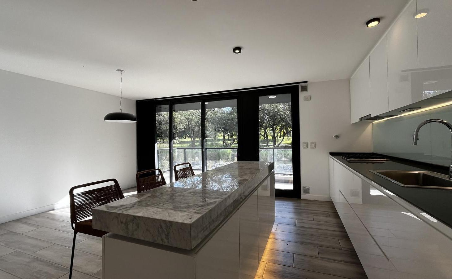 Foto de Departamento en alquiler de 2 dormitorios en Greenpark, Valle Escondido, imagen 3