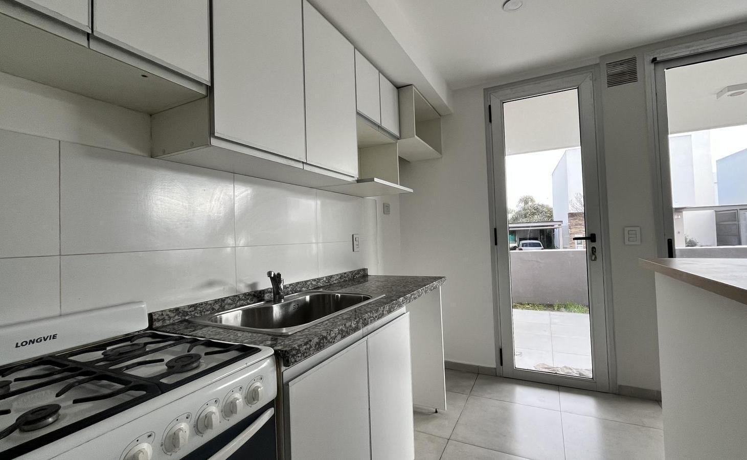 Foto de Departamento en Alquiler de 2 dormitorios en Las Piedras, Valle, imagen 5