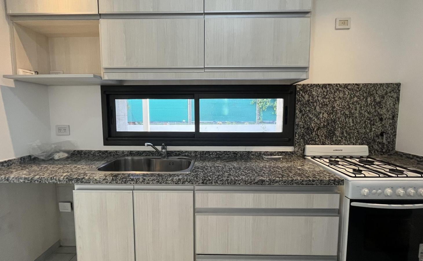 Foto de Casa en Alquiler de 2 dormitorios en Las Piedras, Valle Escondido, imagen 3