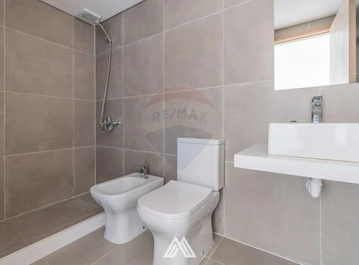 ALQUILER MONOAMBIENTE CON BALCÓN POCITOS NUEVO 3