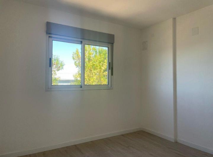 Alquiler de apartamento de 2 dormitorios en Pando 3