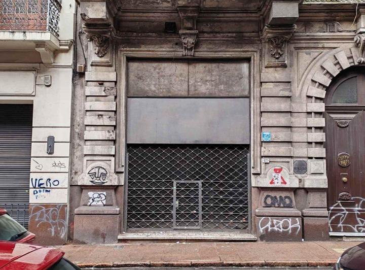 Alquiler Gran Local con depósito en Ciudad Vieja 1