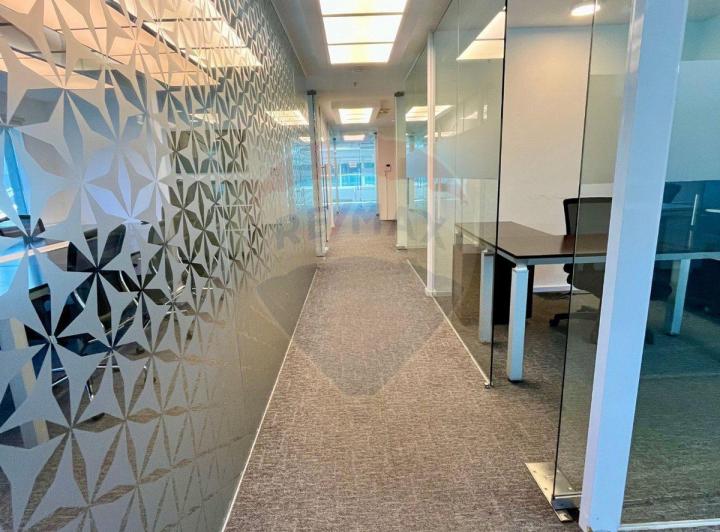 ALQUILER OFICINA EN WORLD TRADE CENTER 247m2 4
