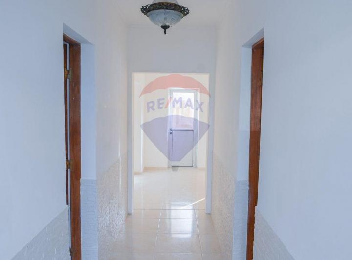 ALQUILER OFICINAS/CONSULTORIOS CENTRO CANELONES 3