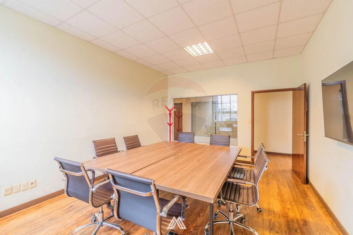 VENTA SEMIPISO DE OFICINAS EQUIPADO EN CENTRO 3
