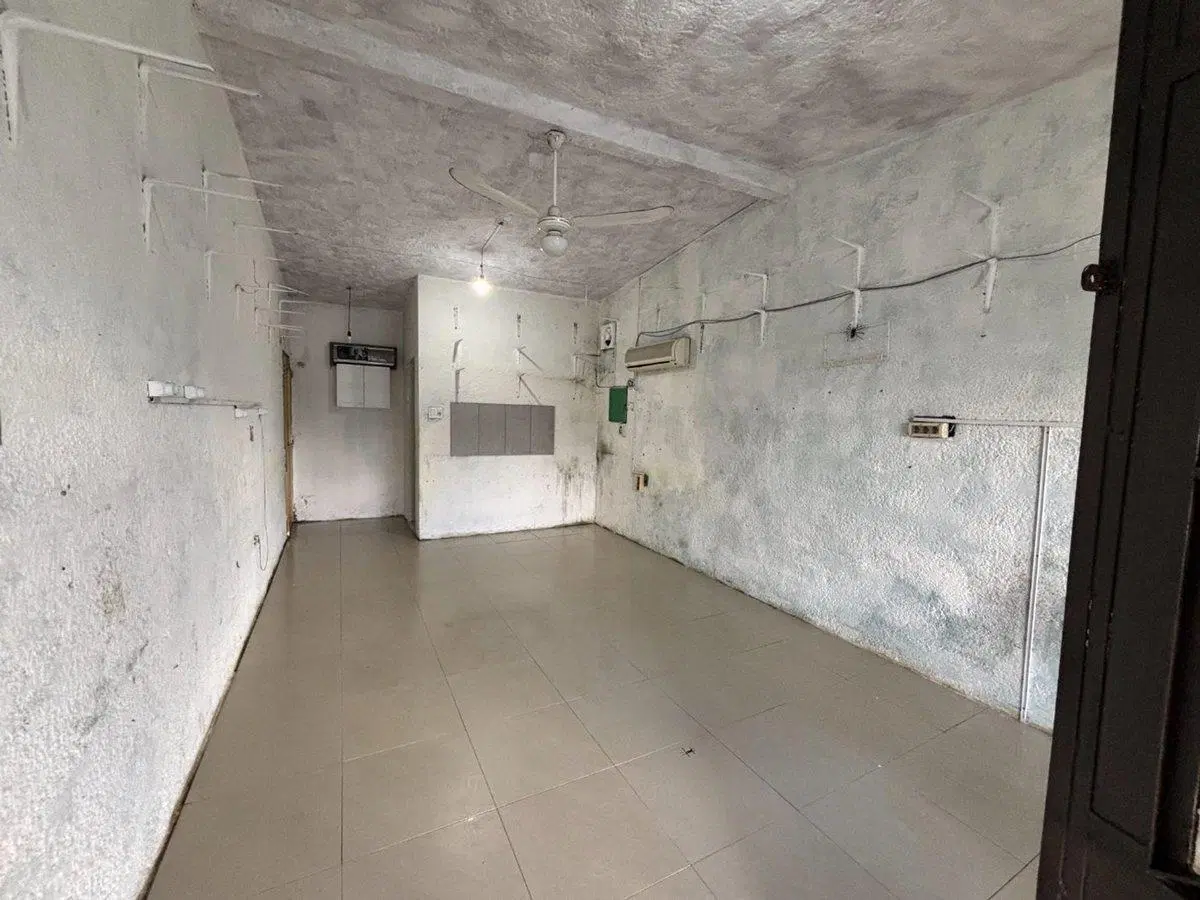 ALQUILER LOCAL COMERCIAL EN BARROS BLANCOS KM27 4