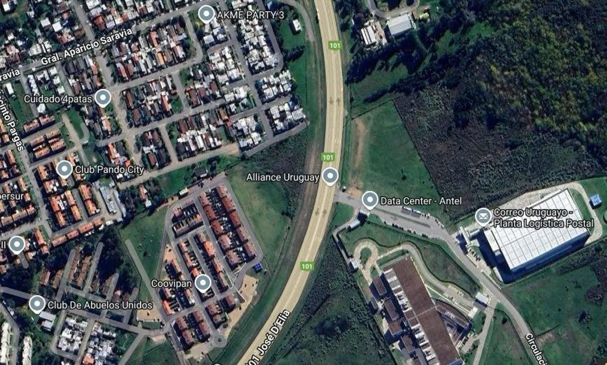 Venta terreno de 1.073m² sobre el By Pass de Pando 2