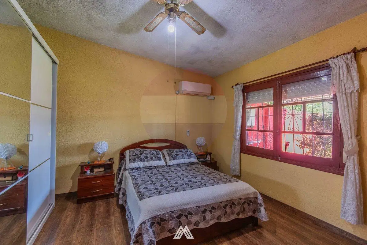 Venta de casa dos o tres dormitorios Pando 3