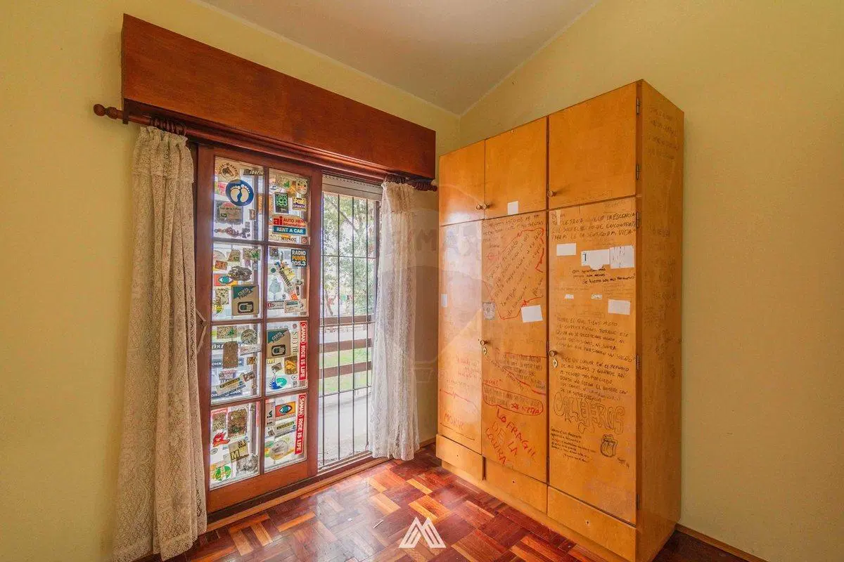 Venta casa 3 dormitorios en Pando con gran terreno 5
