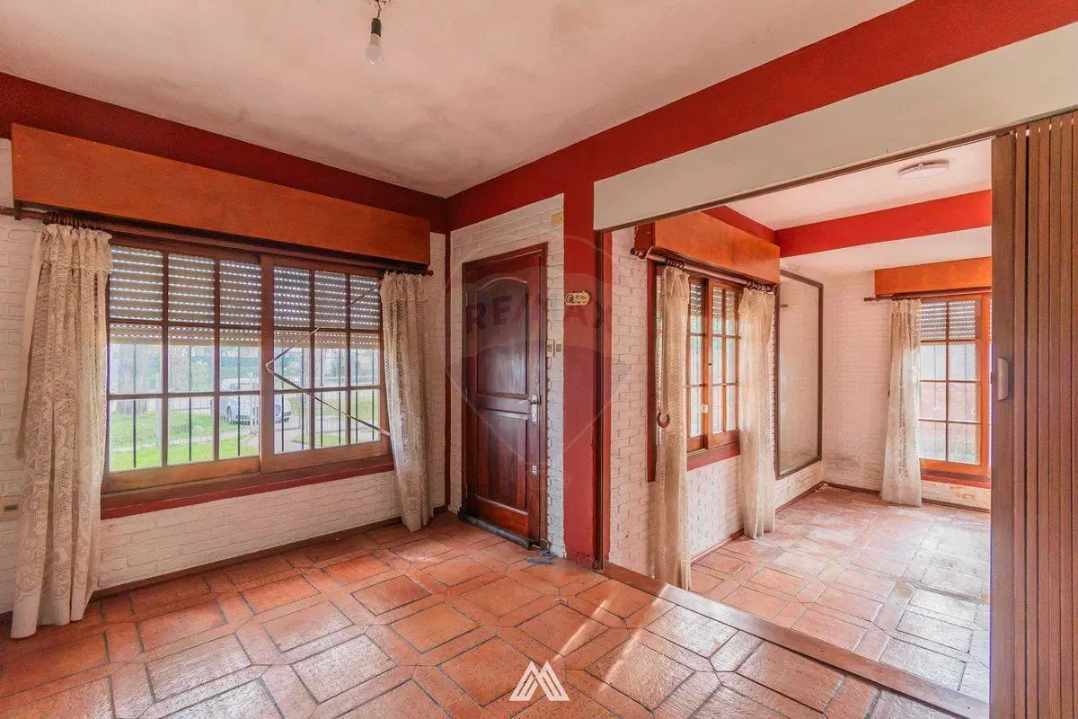 Venta casa 3 dormitorios en Pando con gran terreno 4