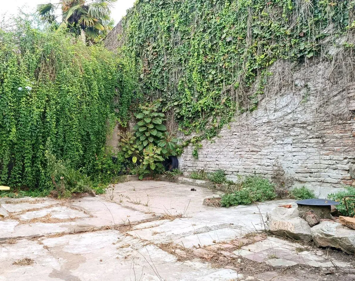 Venta de terreno con construcción en Pando 4
