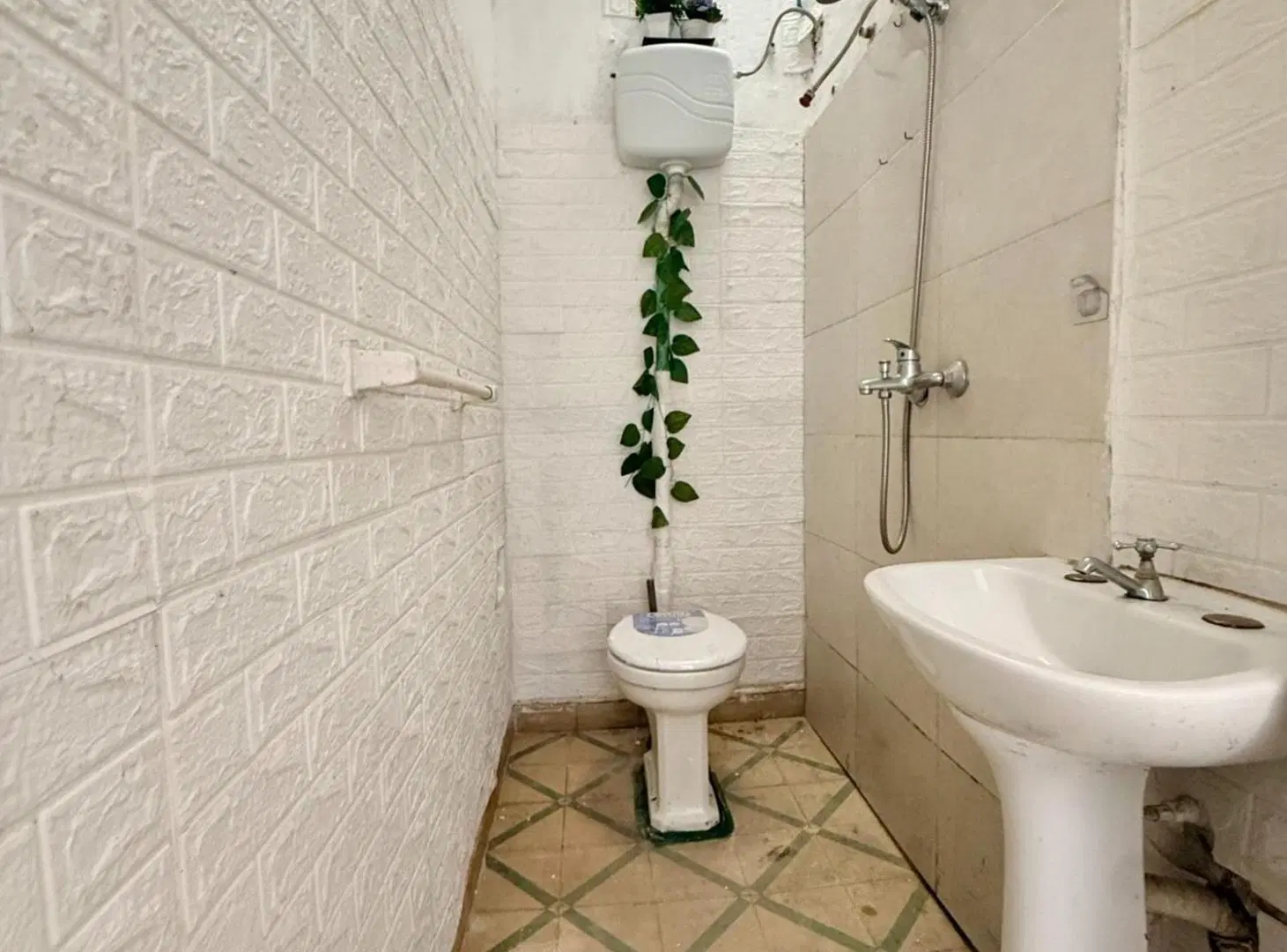 Alquiler casa Cordón 1 dormitorio patio 2