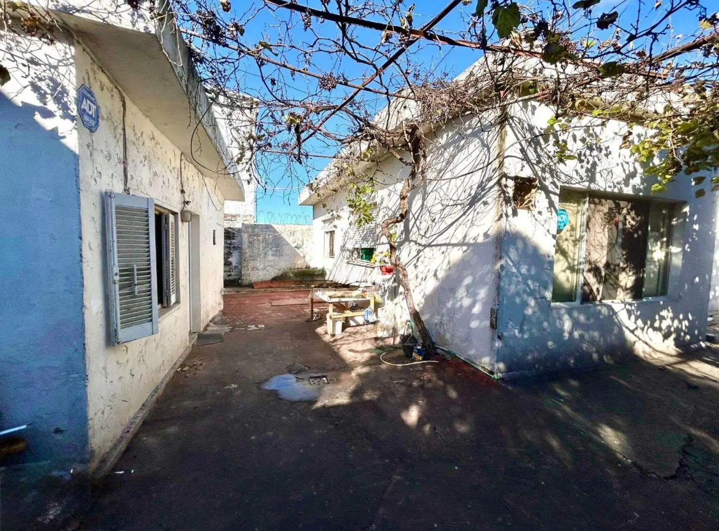 Venta de 2 casas en un padrón c/renta-MALVÍN NORTE 5
