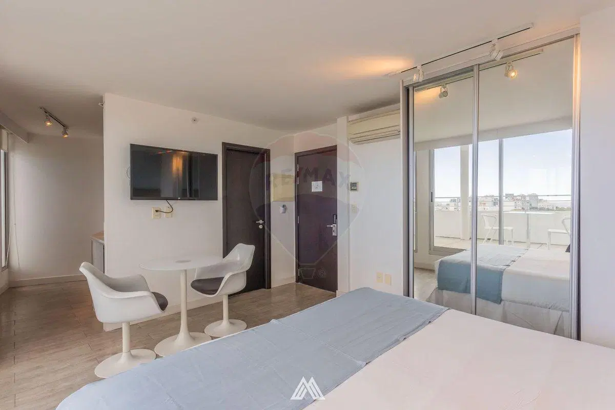 VENTA-mono penthouse terraza y gge-Pta CARRETAS 3