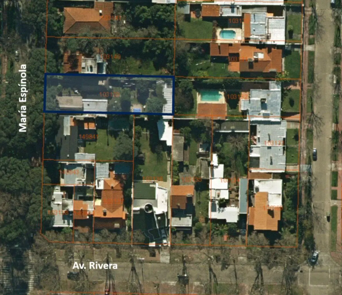 VENTA de terreno en Punta Gorda 750m2 3