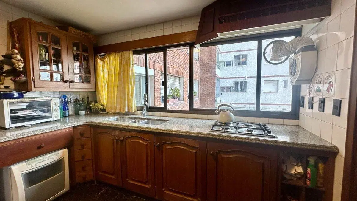 Venta Apto 4 Dormitorios Frente al Golf 2 Cocheras 5