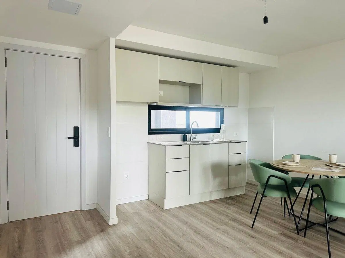 Venta Apto 1 dorm Cordón Sur 3