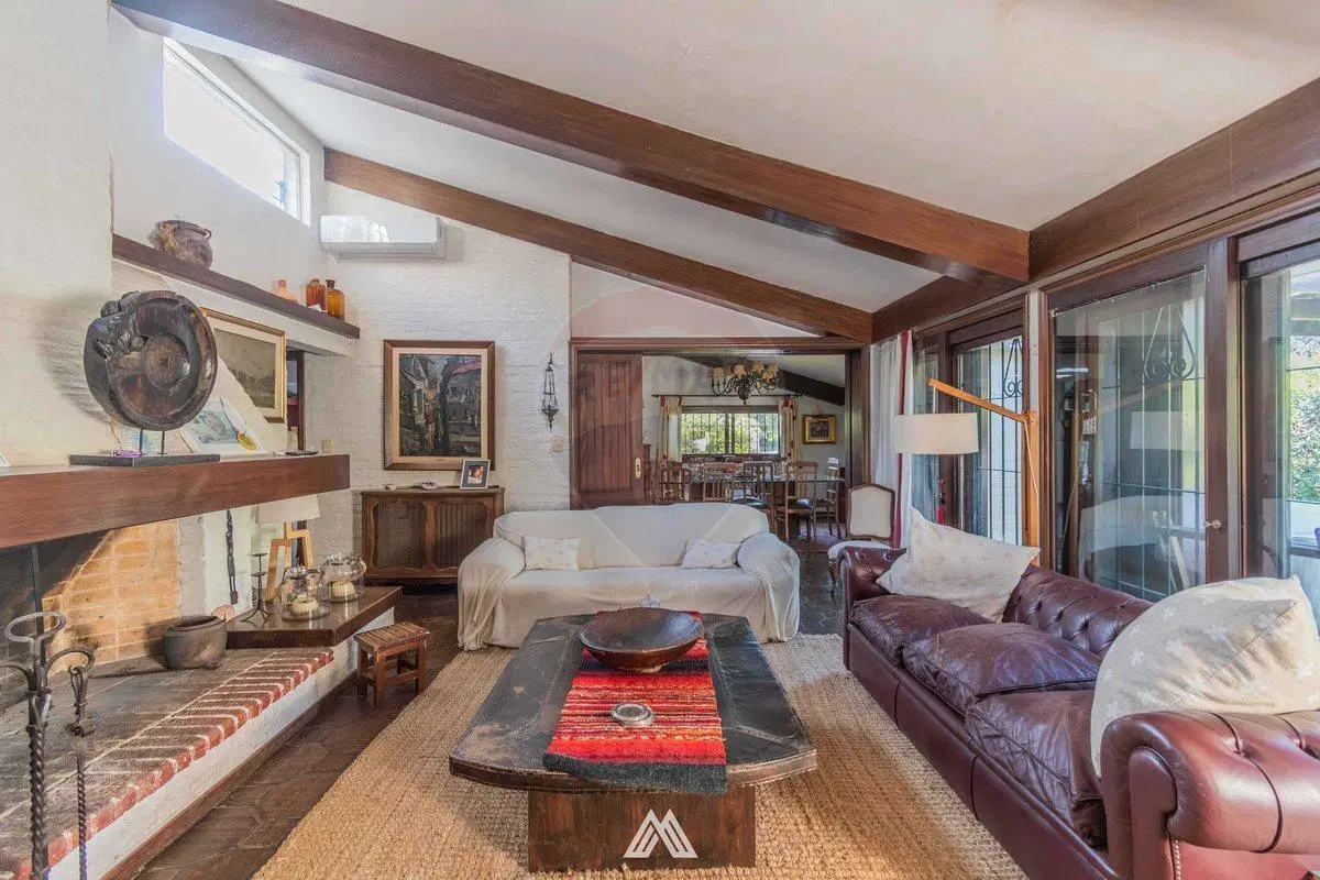 Venta casa Carrasco Sur 5 dormitorios piscina 4