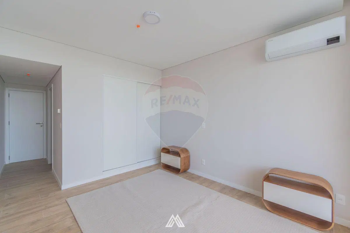 VENTA Apartamento 2 dorm EN POZO Lago Calcagno 4