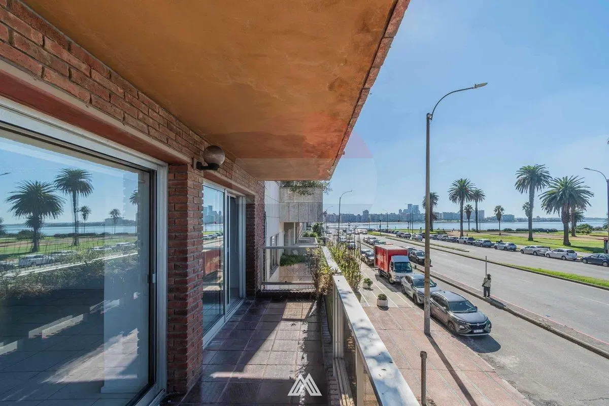 Alquiler apartamento en Rambla Punta Carretas 4