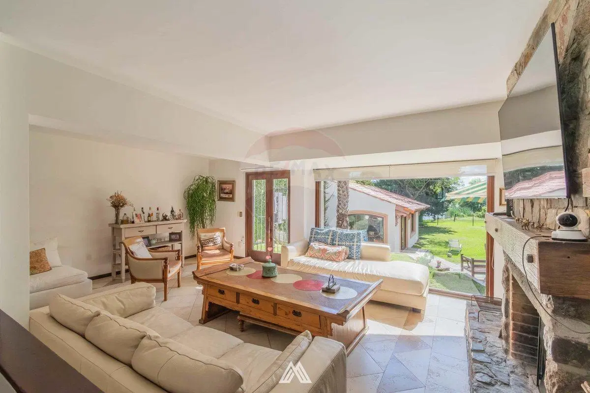 Alquiler casa Av.de las Americas Parque Miramar 4