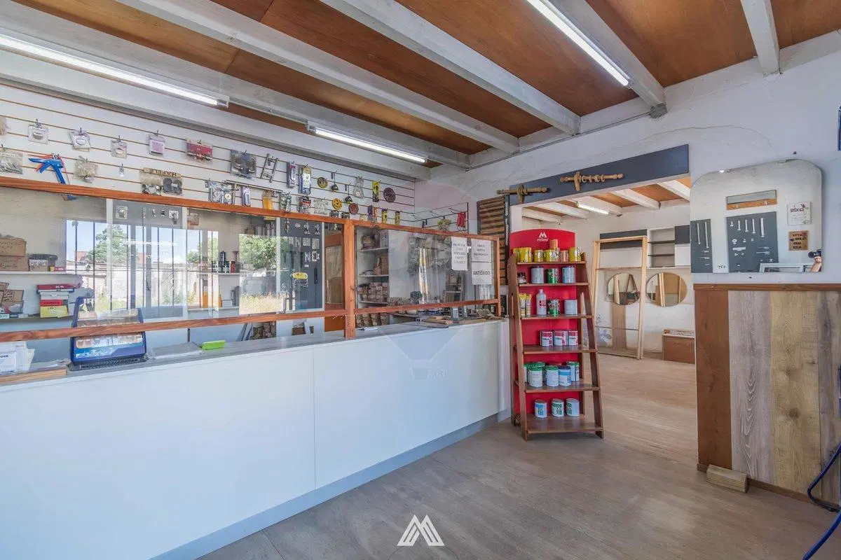 Alquiler de local con deposito en Pando 2