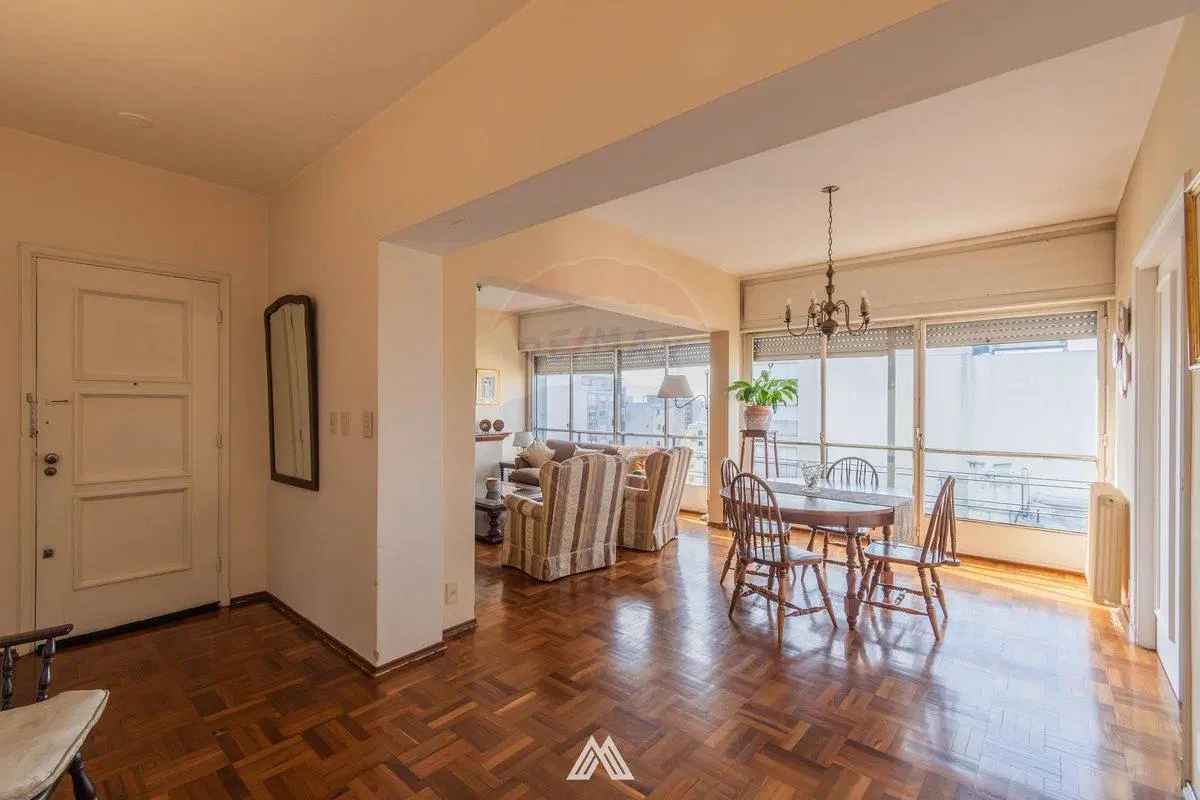 VENTA APTO 3 DORMITORIOS 2 BAÑOS CORDÓN GARAGE 4