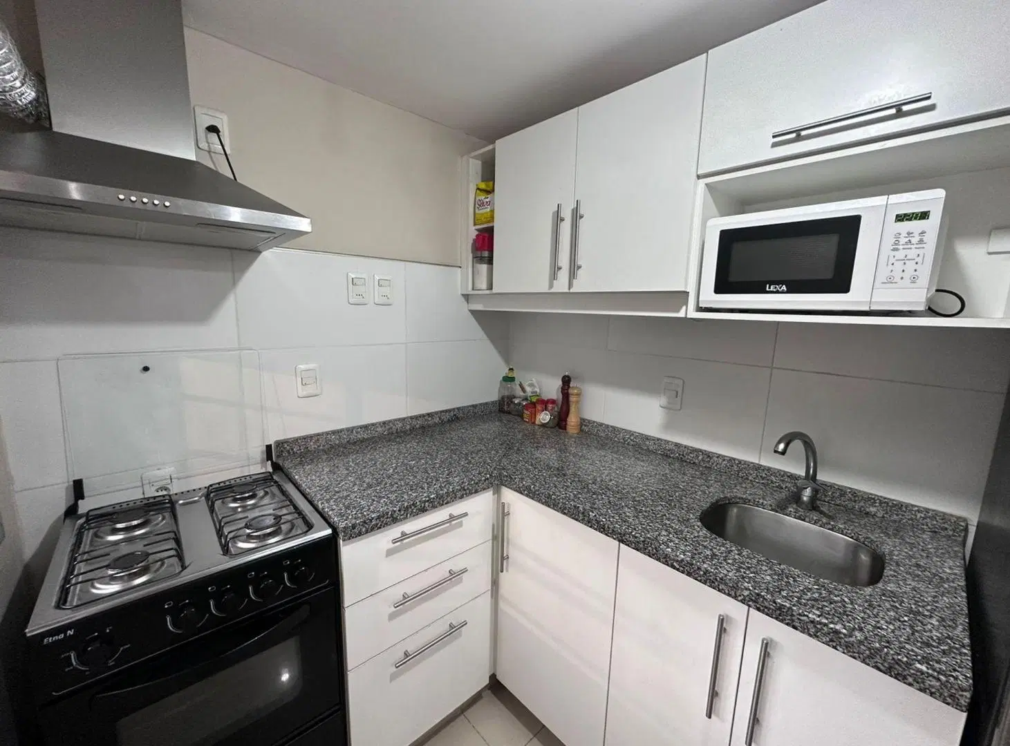 ALQUILER CASA PH 2 DORM PATIO BRAZO ORIENTAL 4